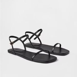 GAP Black Strappy Sandals